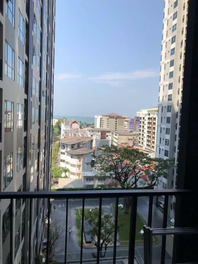 The Base Central Pattaya Seaview Exterior foto